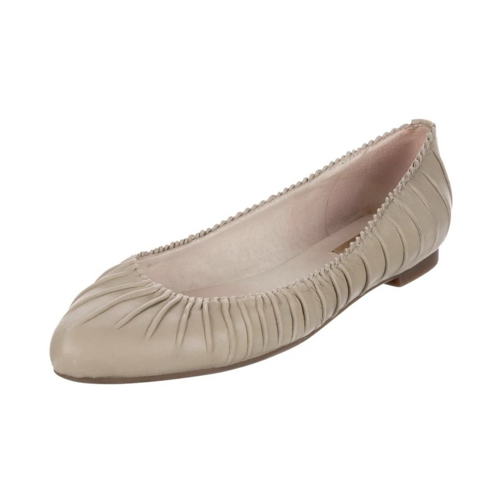 Louise et Cie Ashlin Beige Leather Pleated Ballet Flats Pointed Toe Box Size 37